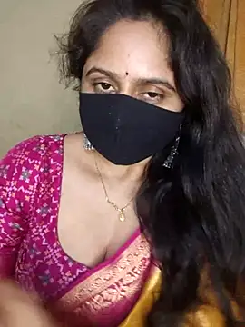 Sravvi499's Live XXX Chat