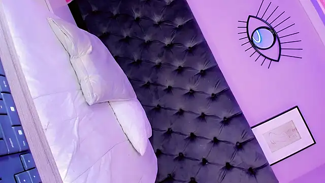 Chatroom XXX en direct de AngeliCute