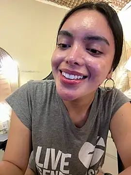 Chat +18 de TS-SimplyTheBest ao vivo