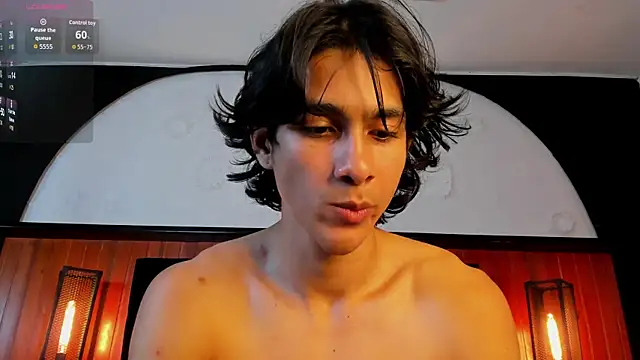 Chatroom XXX en direct de Cheys_Mast
