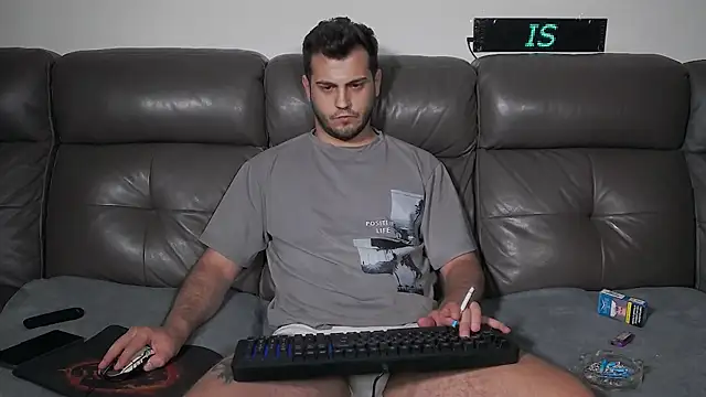 CrazyDom1 Chat XXX live