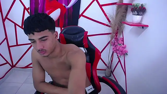 oliver-parker Chat XXX live