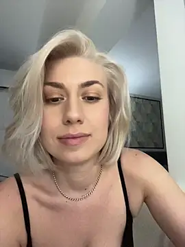clara_k: απευθείας συνομιλία ΧΧΧ