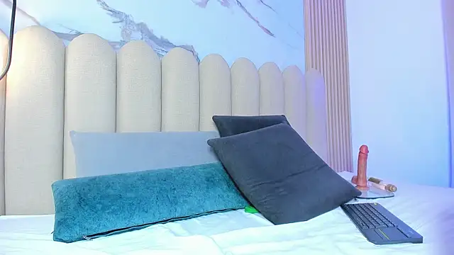 Yennifer_01 Adlı Modelin Canlı XXX Sohbeti