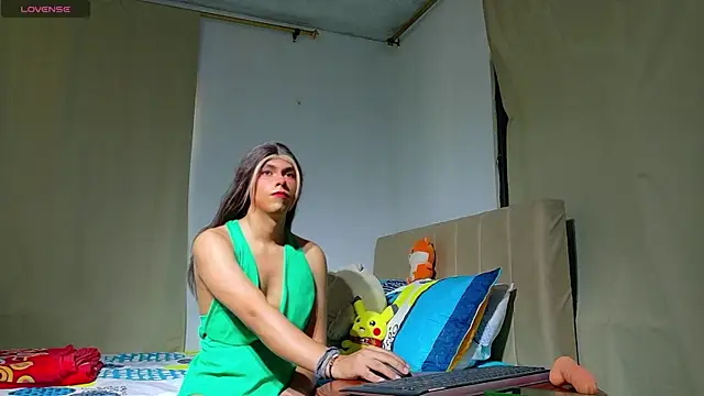 alliison_foxx's Live XXX Chat
