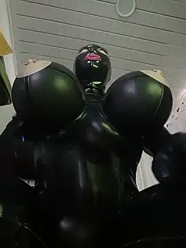 LatexDevil_Blondie's Live XXX Chat