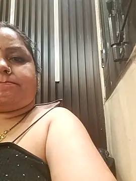 SHANVII Chat XXX in diretta