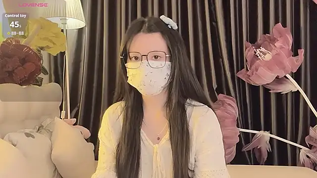 IvyMiss102 现场XXX聊天