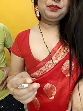 Webkamerová show MONAJI_HOT