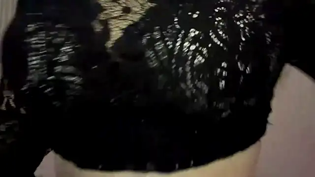 XXX chat uživo modela Leylanda