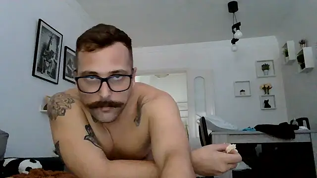 Chat XXX en directo de yanick931