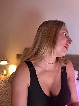 EvaRyen_'s Live XXX Chat