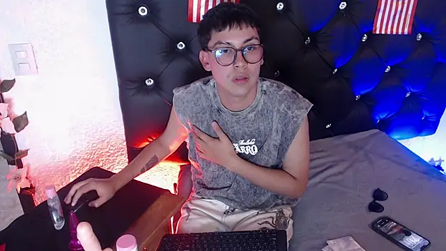 Maximo_Lux 现场XXX聊天