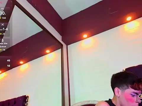 Chat XXX ao vivo de Nicolass_23