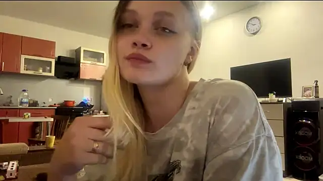 MaggyVerse's Live XXX Chat