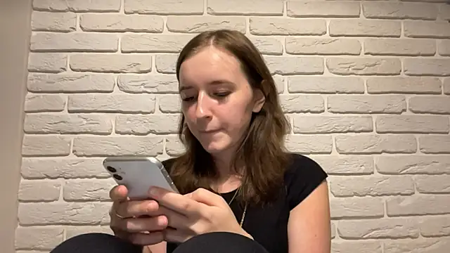 Mia_labs Adlı Modelin Canlı XXX Sohbeti