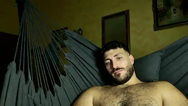 mark_ariete Adlı Modelin Canlı XXX Sohbeti