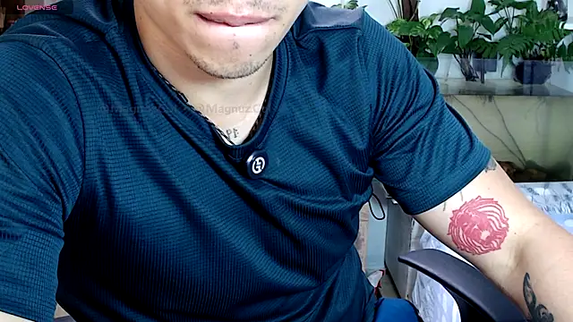 XXX chat uživo modela Magnuz_Col