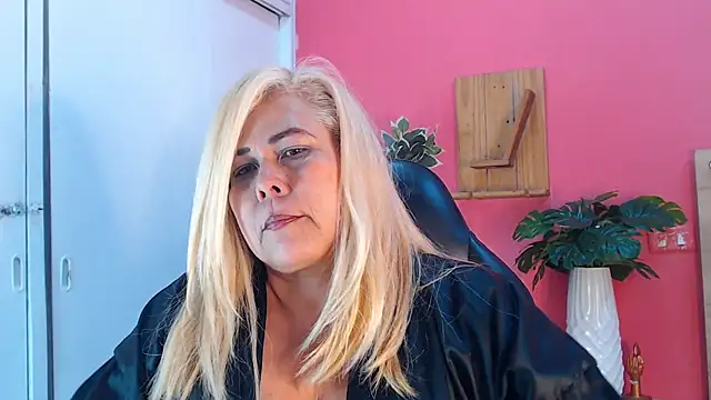eva_colen50 Chat XXX in diretta