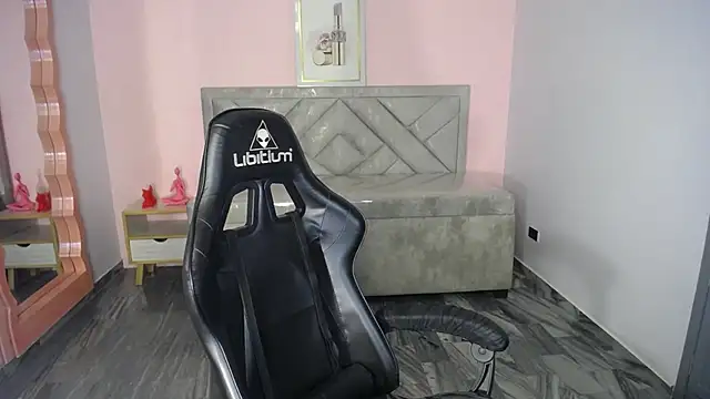 Chat +18 de CamilaVixen_ch ao vivo