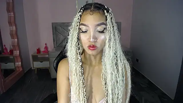 Chat +18 de CamilaVixen_ch ao vivo