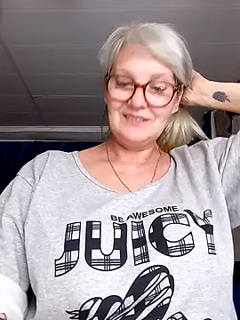 Chat XXX en directo de irinamaux