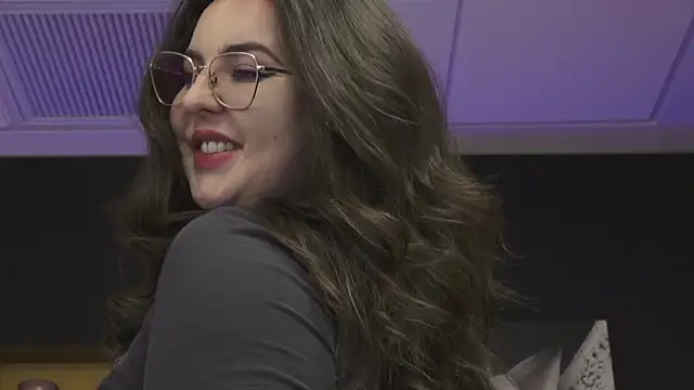 Chat XXX en directo de Mia_Swano