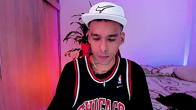 Damianwhite Chat XXX in diretta