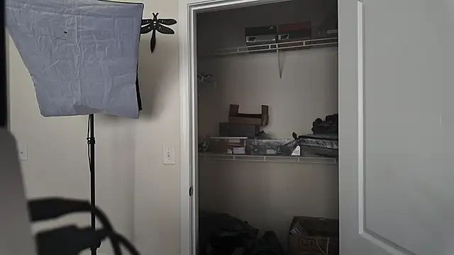 Triggerhappycj100 Live XXX Chat