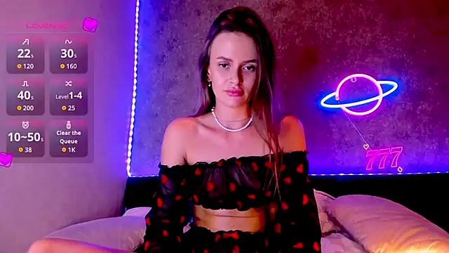 Chat +18 de madina_taher ao vivo
