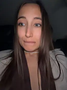 ICrazyOneIRL's Live XXX Chat