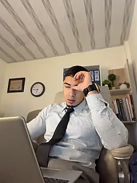 Dimitri_Colleman Adlı Modelin Canlı XXX Sohbeti