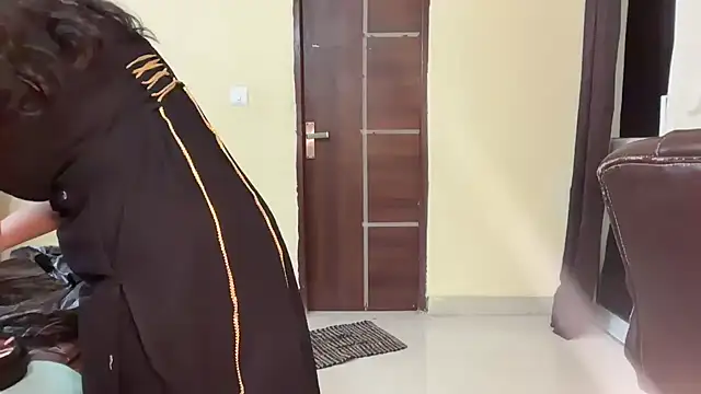 Shilpa_7のライブXXXチャット