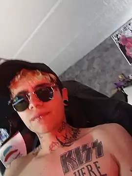 AcidMilo Live XXX-Chat