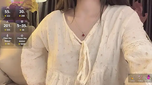 IvyMiss102 现场XXX聊天