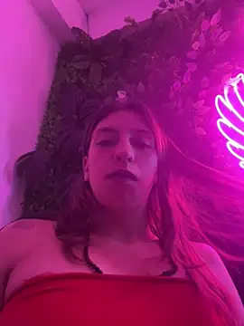 kathalina_ls Adlı Modelin Canlı XXX Sohbeti