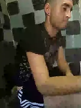 Wero4200's Live XXX Chat