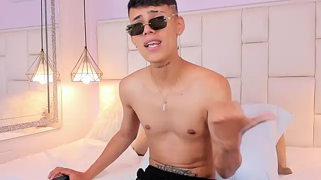 JacobFerrer 라이브 XXX 채팅