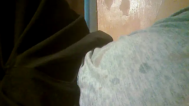 nuttinbuttcock69's Webcam Show