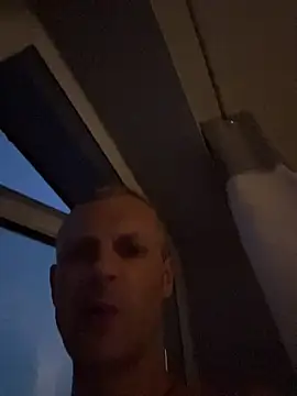 XXX chat uživo modela ChiefApron5
