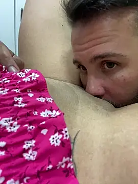 Chat XXX ao vivo de IntenseBrazil