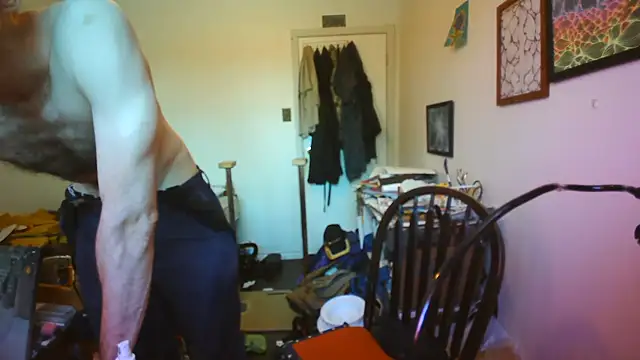 JohnnyMoves XXX чат на живо