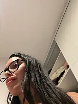 Chatroom XXX en direct de MyaSplash