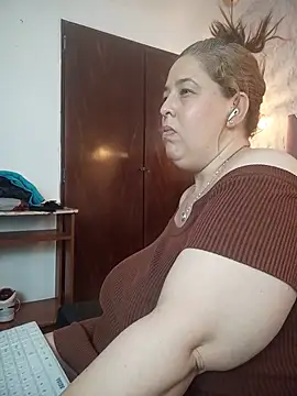Kataleyamilf69_ 라이브 XXX 채팅
