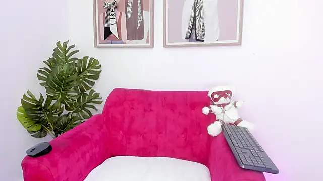 niia7 Adlı Modelin Canlı XXX Sohbeti