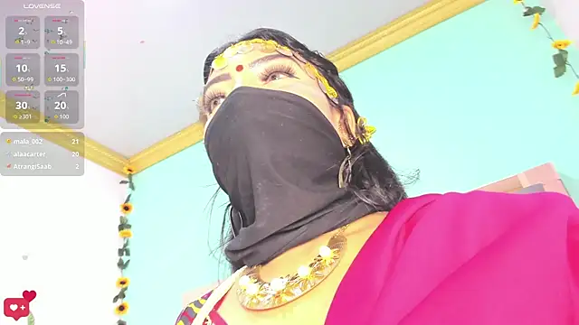 Iniya_ParulのライブXXXチャット
