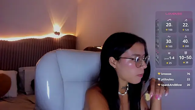 Iris8__ – Naživo XXX chat