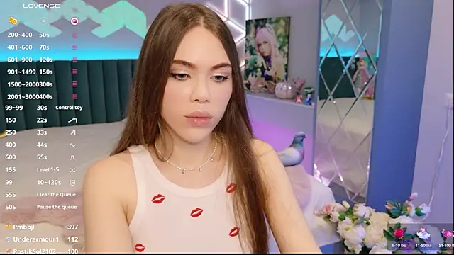 MimiForce's Live XXX Chat