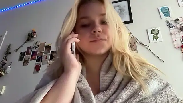 Laveliari's Live XXX Chat