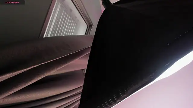 Chatroom XXX en direct de Rousy_moon